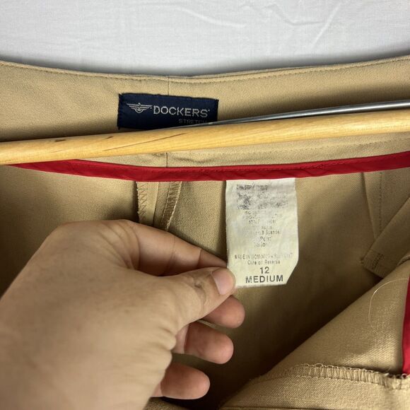 DOCKERS Metro Women's Khaki Dress Pants SZ 12 M Stretch Waist Cuffed - Picture 7 of 9